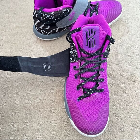 Nike Kyrie 2 NikeID Black/Gray Purple Basketball‎ J.B.Y Sneakers - Picture 10 of 15